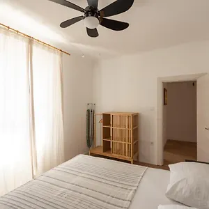 apartment-pula-center-52100.in-istria.net/